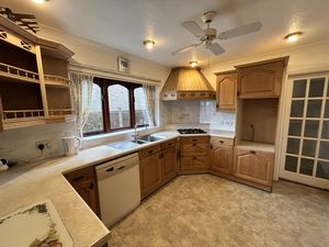 Photo 13- click for photo gallery